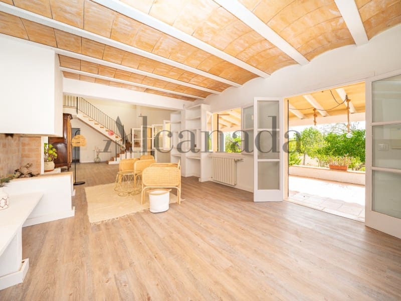 8 bedroom Villa for sale in Sant Joan - € 1,980,000 (Ref: 7063623)