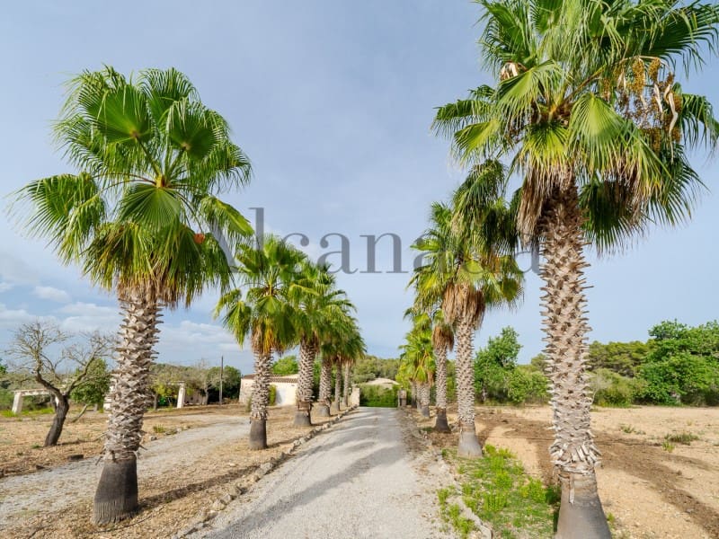 8 bedroom Villa for sale in Sant Joan - € 1,980,000 (Ref: 7063623)