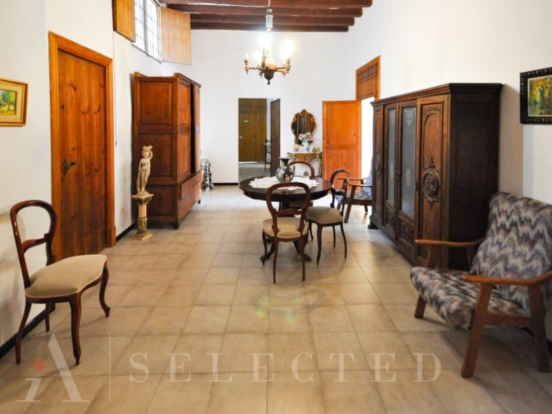 10 soveværelse Byhus til salg i Binissalem med swimmingpool garage - € 1.990.000 (Ref: 7143435)