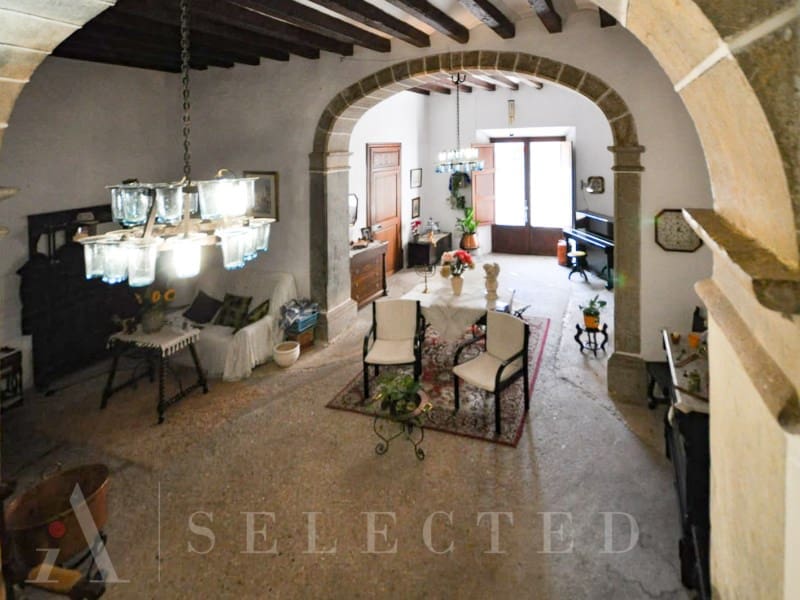 10 soveværelse Byhus til salg i Binissalem med swimmingpool garage - € 1.990.000 (Ref: 7143435)