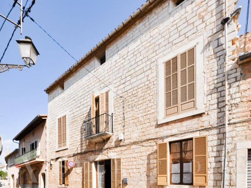 10 soveværelse Byhus til salg i Binissalem med swimmingpool garage - € 1.990.000 (Ref: 7143435)