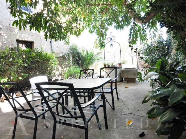 10 soverom Hus til salgs i Binissalem med svømmebasseng garasje - € 1 990 000 (Ref: 7143435)