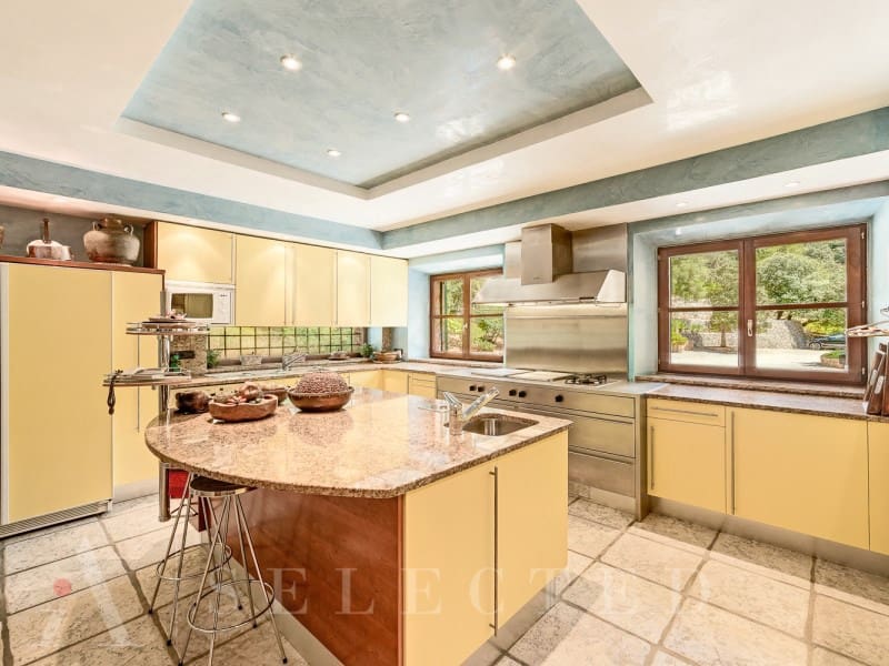 12 soveværelse Villa til salg i Bunyola med garage - € 6.950.000 (Ref: 7255402)