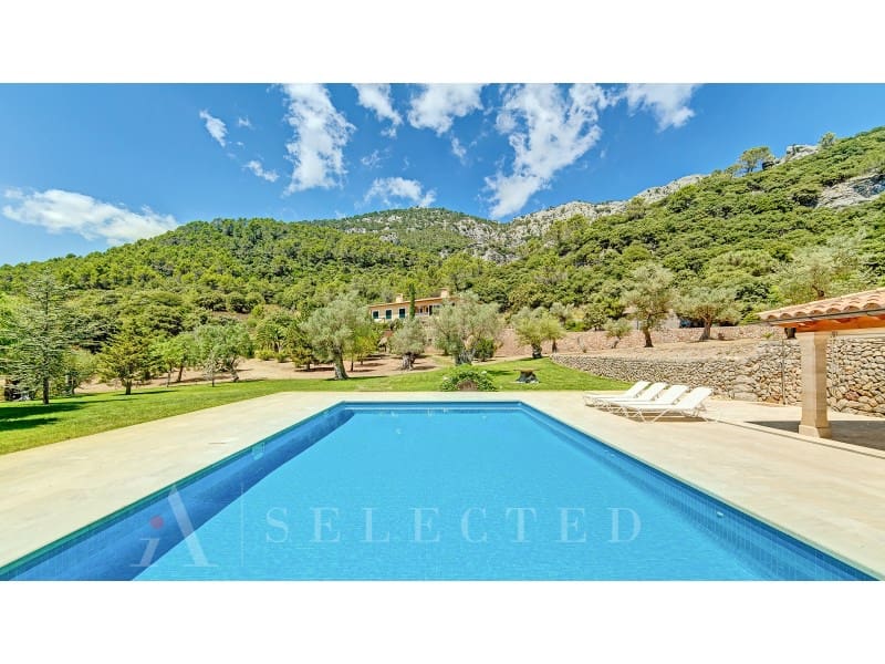 12 soveværelse Villa til salg i Bunyola med garage - € 6.950.000 (Ref: 7255402)