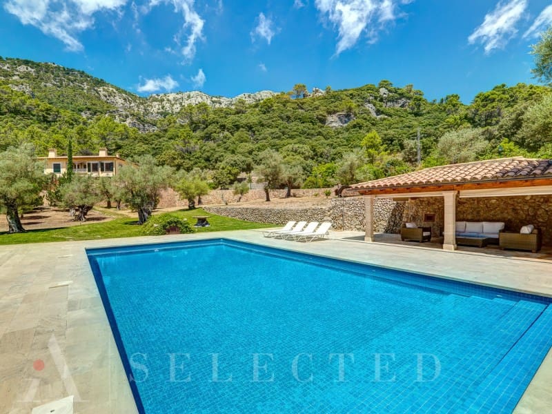 12 soveværelse Villa til salg i Bunyola med garage - € 6.950.000 (Ref: 7255402)