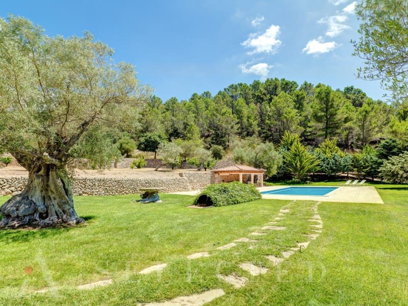 12 soveværelse Villa til salg i Bunyola med garage - € 6.950.000 (Ref: 7255402)