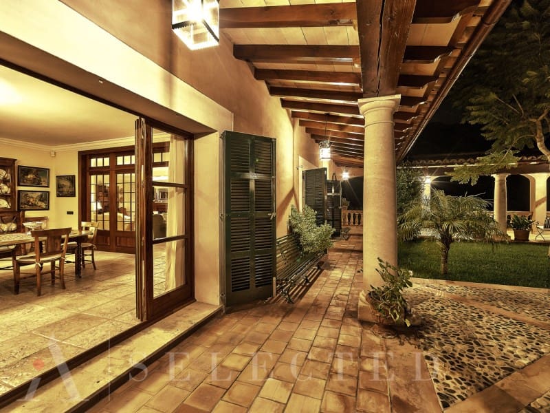 12 soveværelse Villa til salg i Bunyola med garage - € 6.950.000 (Ref: 7255402)