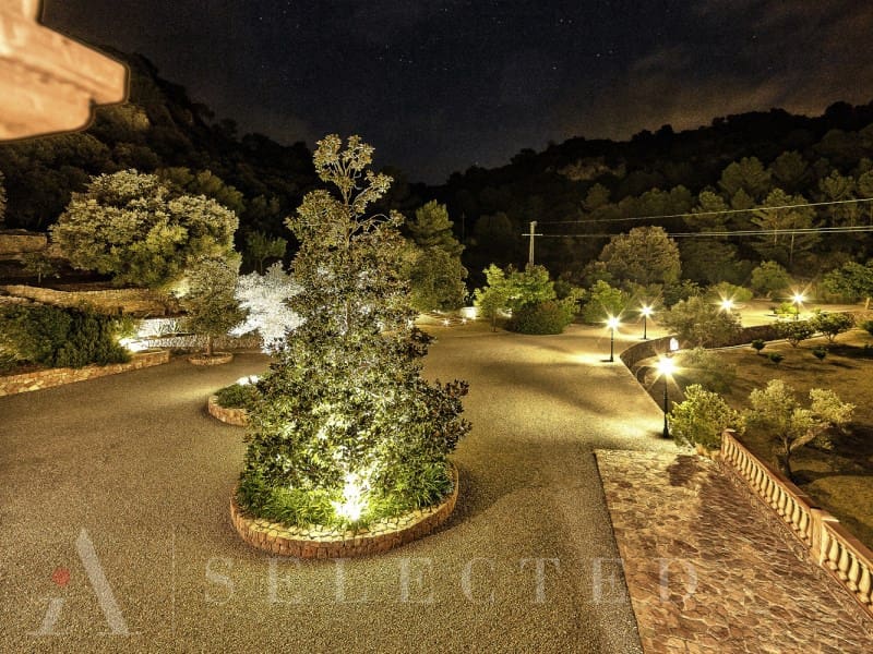 12 soveværelse Villa til salg i Bunyola med garage - € 6.950.000 (Ref: 7255402)