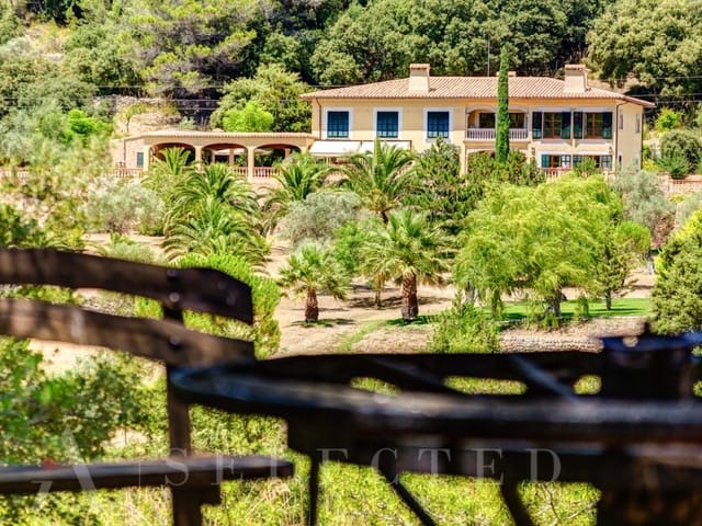 12 soverom Villa til salgs i Bunyola med garasje - € 6 950 000 (Ref: 7255402)