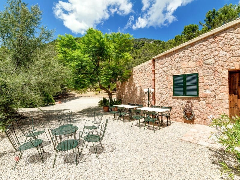 12 soveværelse Villa til salg i Bunyola med garage - € 6.950.000 (Ref: 7255402)