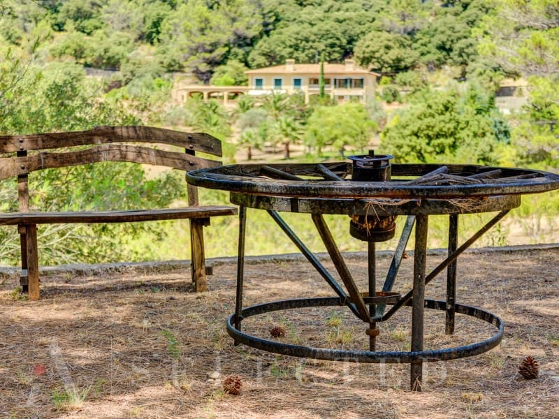 12 soveværelse Villa til salg i Bunyola med garage - € 6.950.000 (Ref: 7255402)