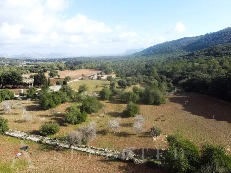 5 bedroom Villa for sale in Pollensa / Pollenca - € 2,500,000 (Ref: 8045512)