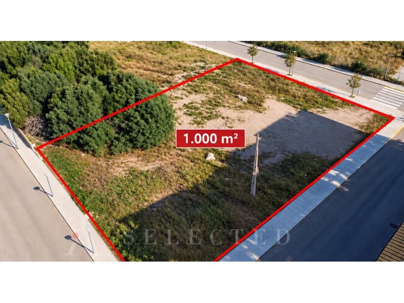 Building Plot for sale in Sa Pobla - € 600,000 (Ref: 8076797)