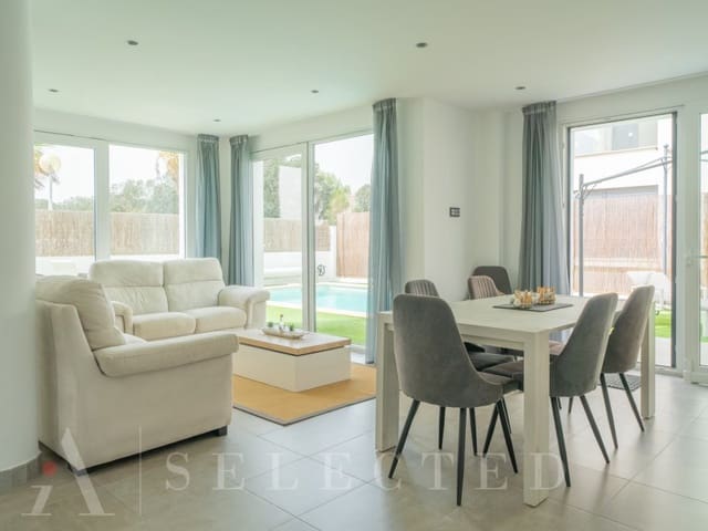 4 soveværelse Villa til salg i Ca'n Picafort, Santa Margalida - € 889.500 (Ref: 8207009)