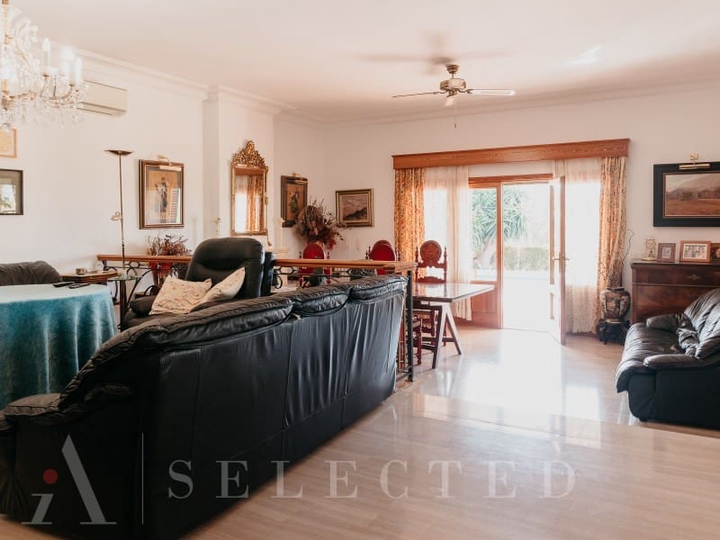 6 slaapkamer Villa te koop in Portol - € 1.798.000 (Ref: 8300711)