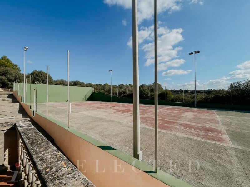 6 slaapkamer Villa te koop in Portol - € 1.798.000 (Ref: 8300711)