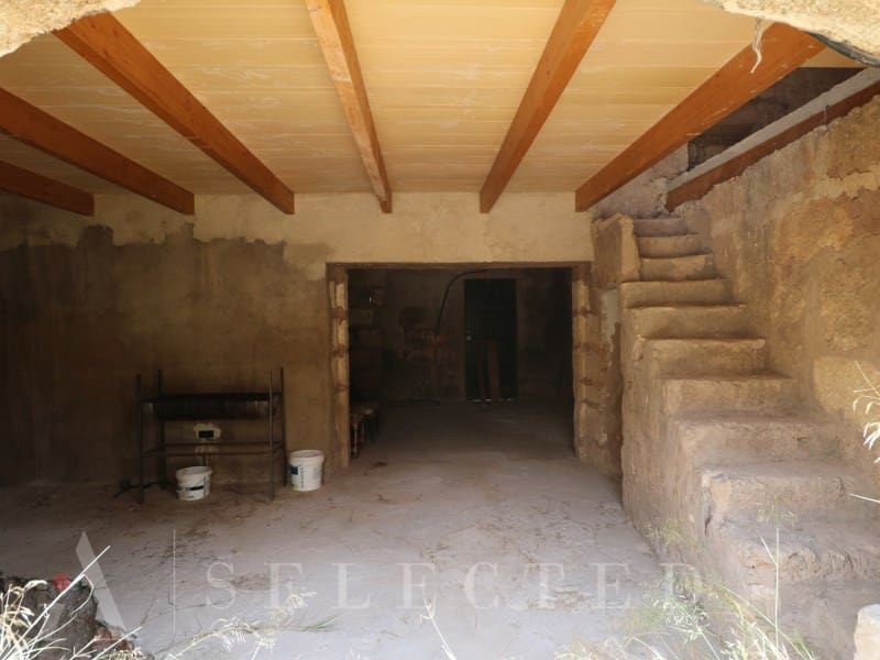 5 bedroom Finca/Country House for sale in Sa Pobla with garage - € 470,000 (Ref: 8363415)