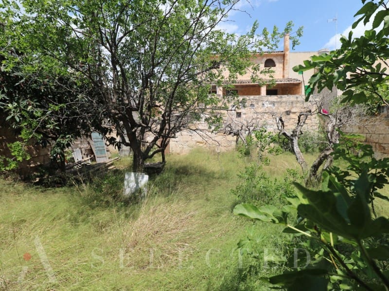 5 bedroom Finca/Country House for sale in Sa Pobla with garage - € 470,000 (Ref: 8363415)