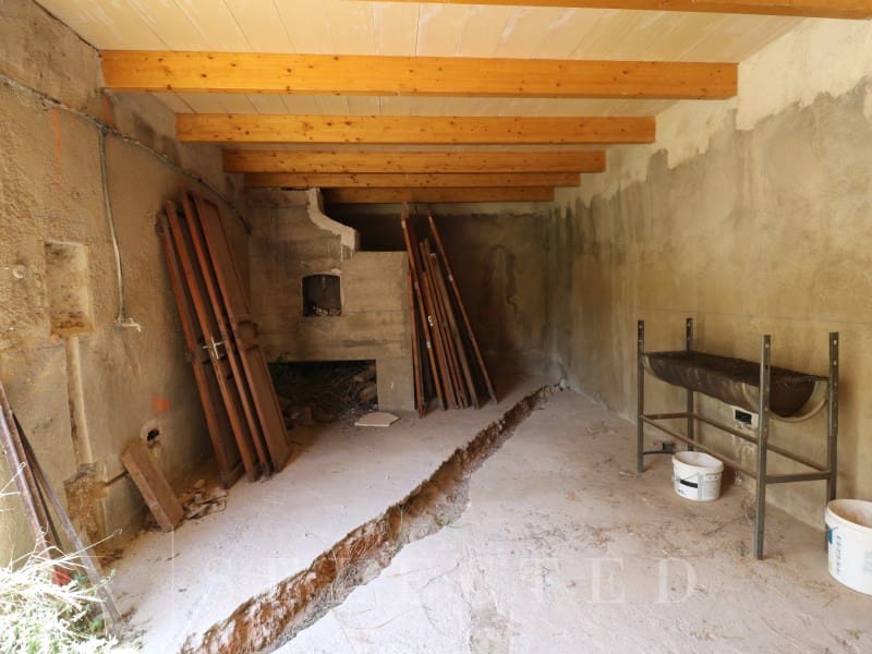 5 bedroom Finca/Country House for sale in Sa Pobla with garage - € 470,000 (Ref: 8363415)