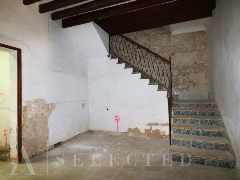 5 bedroom Finca/Country House for sale in Sa Pobla with garage - € 470,000 (Ref: 8363415)