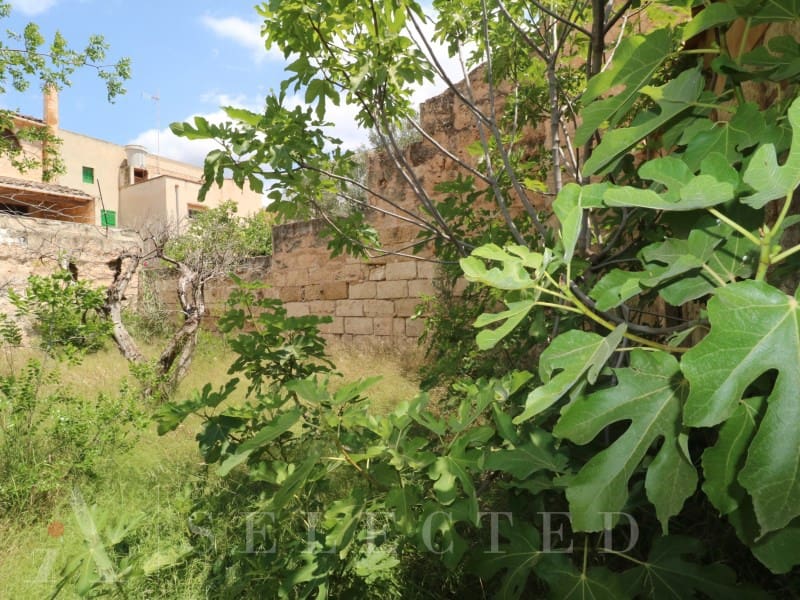 5 bedroom Finca/Country House for sale in Sa Pobla with garage - € 470,000 (Ref: 8363415)