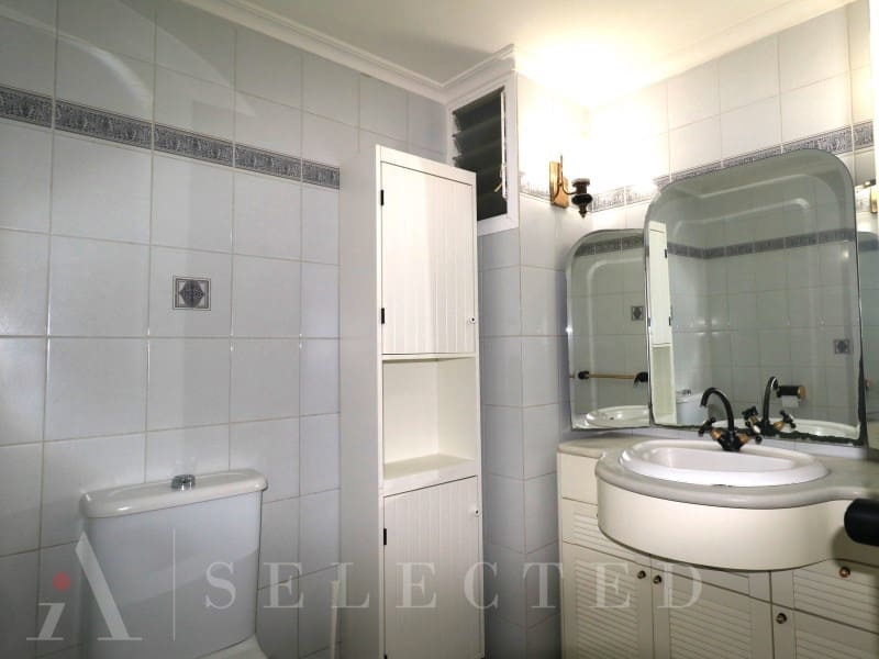 2 makuuhuone Asunto myytävänä paikassa Alcudia - 318 000 € (Ref: 8392909)