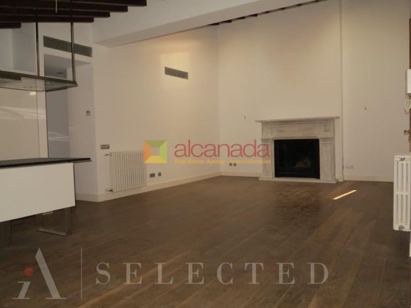 2 slaapkamer Flat te koop in Palma de Mallorca met garage - € 1.800.000 (Ref: 8950884)