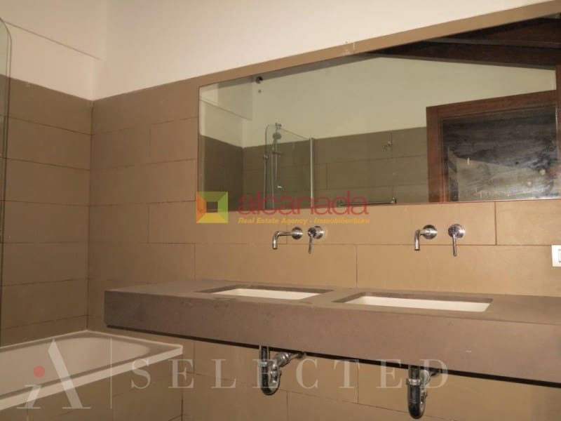 2 slaapkamer Flat te koop in Palma de Mallorca met garage - € 1.800.000 (Ref: 8950884)