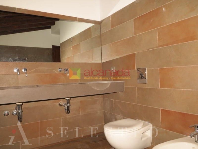 2 slaapkamer Flat te koop in Palma de Mallorca met garage - € 1.800.000 (Ref: 8950884)