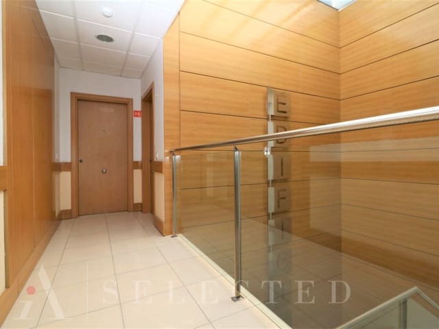 2 slaapkamer Flat te huur in Sant Jaume, Palma de Mallorca - € 1.200 (Ref: 9103237)