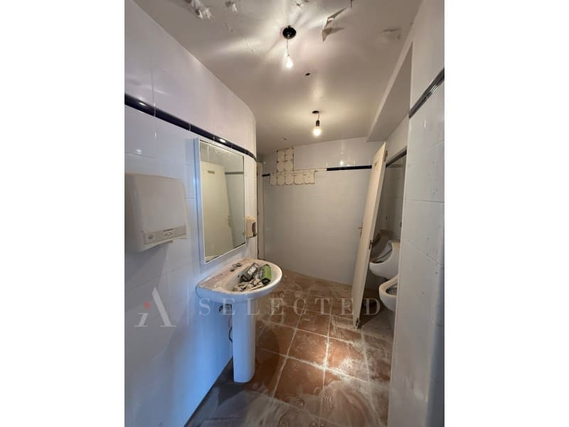 Erhverv til salg i Alcudia - € 690.000 (Ref: 9185374)