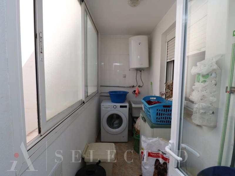 4 soveværelse Lejlighed til salg i Sa Pobla med garage - € 300.000 (Ref: 9204832)