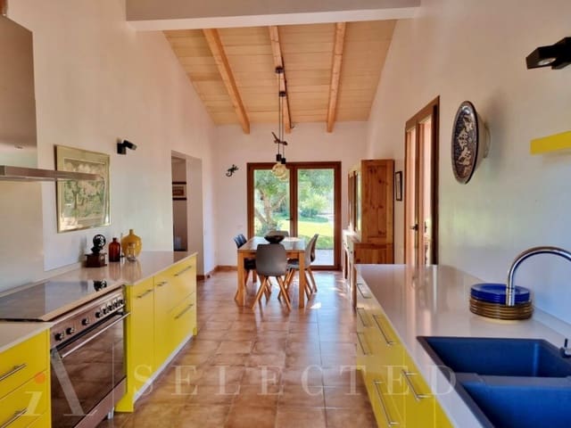 4 sovrum Villa till salu i Manacor med pool - 950 000 € (Ref: 9586510)