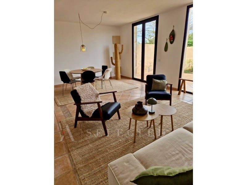 3 bedroom Townhouse for rent in Ses Salines - € 2,200 (Ref: 9682433)