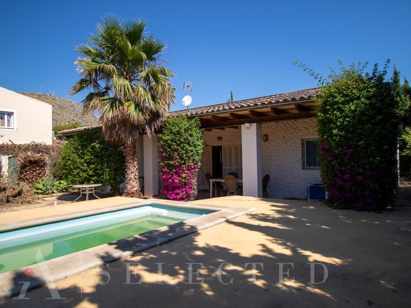 4 bedroom Villa for sale in Alcudia - € 610,000 (Ref: 9924290)
