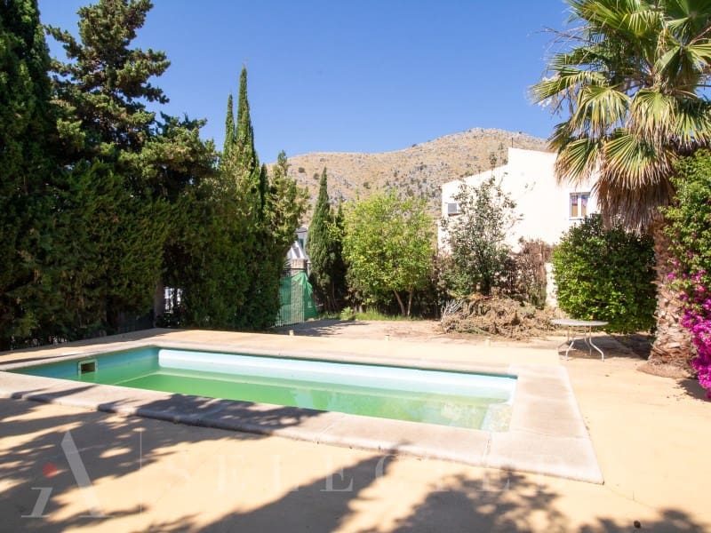 4 bedroom Villa for sale in Alcudia - € 610,000 (Ref: 9924290)
