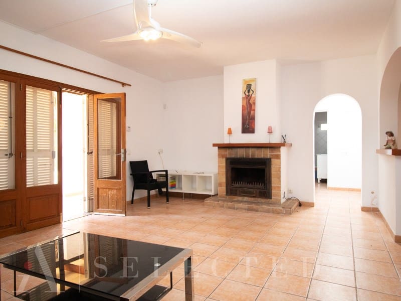 4 bedroom Villa for sale in Alcudia - € 610,000 (Ref: 9924290)