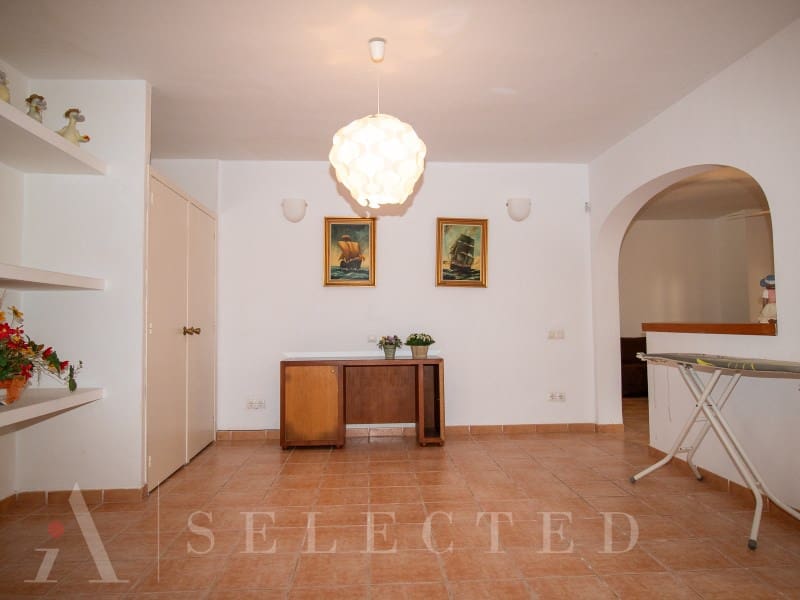 4 bedroom Villa for sale in Alcudia - € 610,000 (Ref: 9924290)
