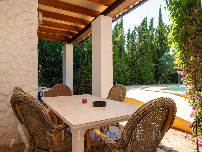 4 bedroom Villa for sale in Alcudia - € 610,000 (Ref: 9924290)