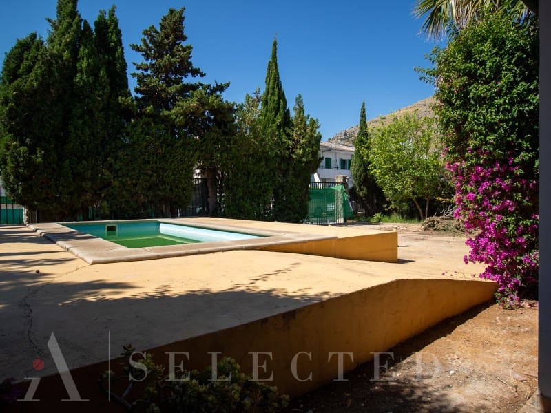4 bedroom Villa for sale in Alcudia - € 610,000 (Ref: 9924290)