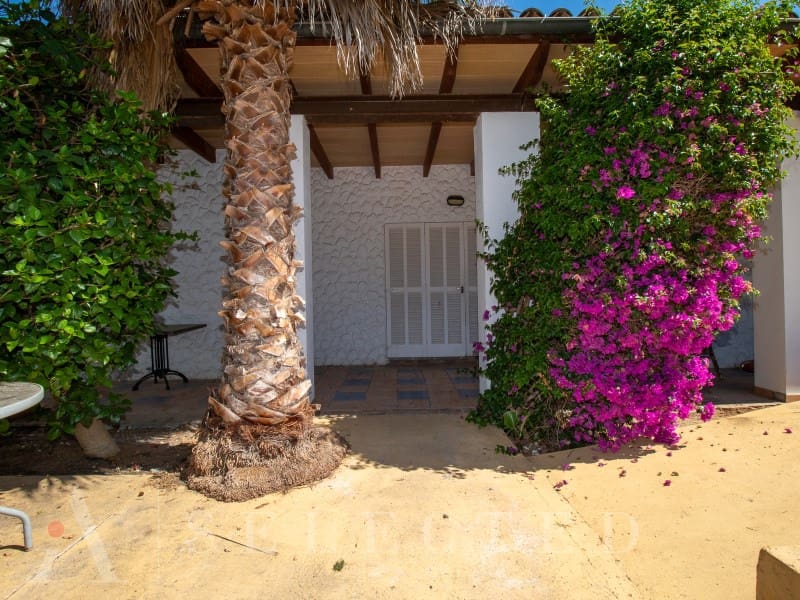 4 bedroom Villa for sale in Alcudia - € 610,000 (Ref: 9924290)