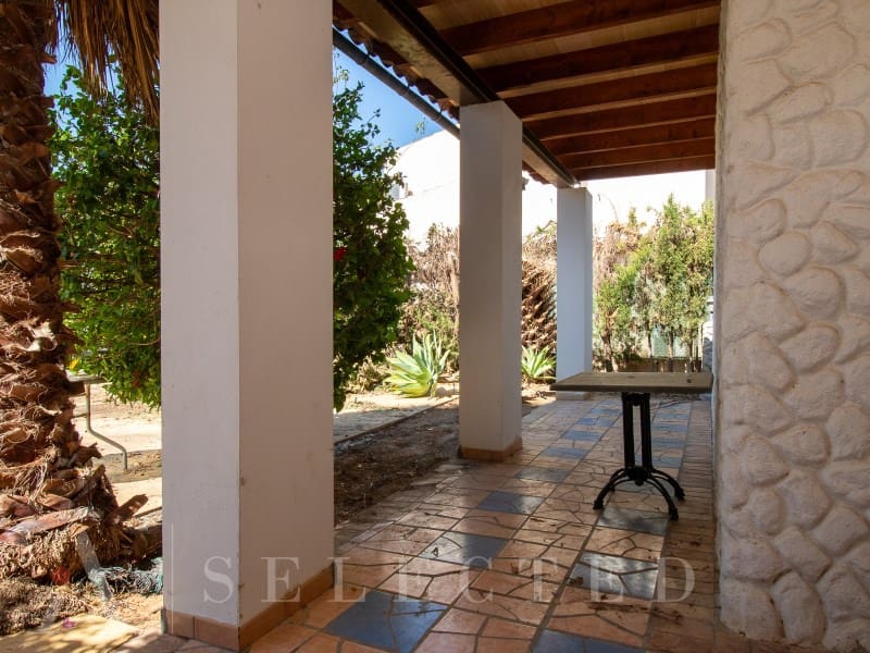4 bedroom Villa for sale in Alcudia - € 610,000 (Ref: 9924290)