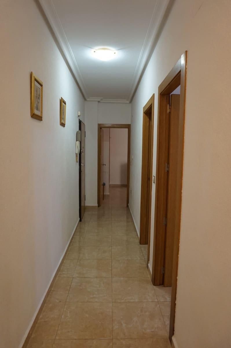 Apartamento de 2 habitaciones en San Miguel de Salinas en venta - 119.000 € (Ref: 8893745)