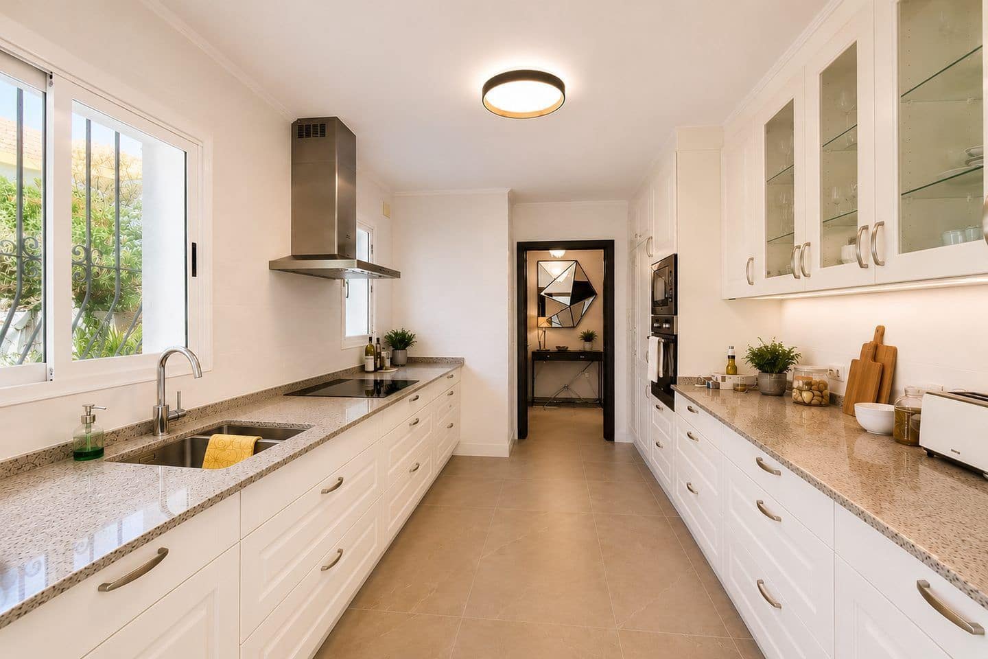 5 makuuhuone Huvila vuokrattavana paikassa Altea mukana uima-altaan 
autotalli - 4 500 € (Ref: 10037026)