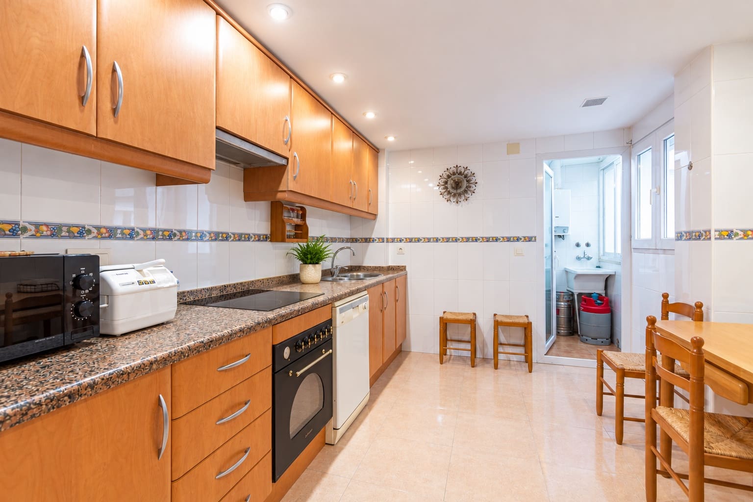3 Zimmer Apartment zu vermieten in Altea mit Garage - 1.000 € (Ref: 10037027)