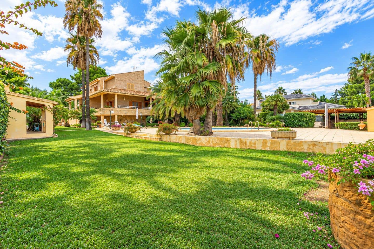 5 Zimmer Villa zu verkaufen in Benidorm mit Pool Garage - 1.480.000 € (Ref: 10157395)