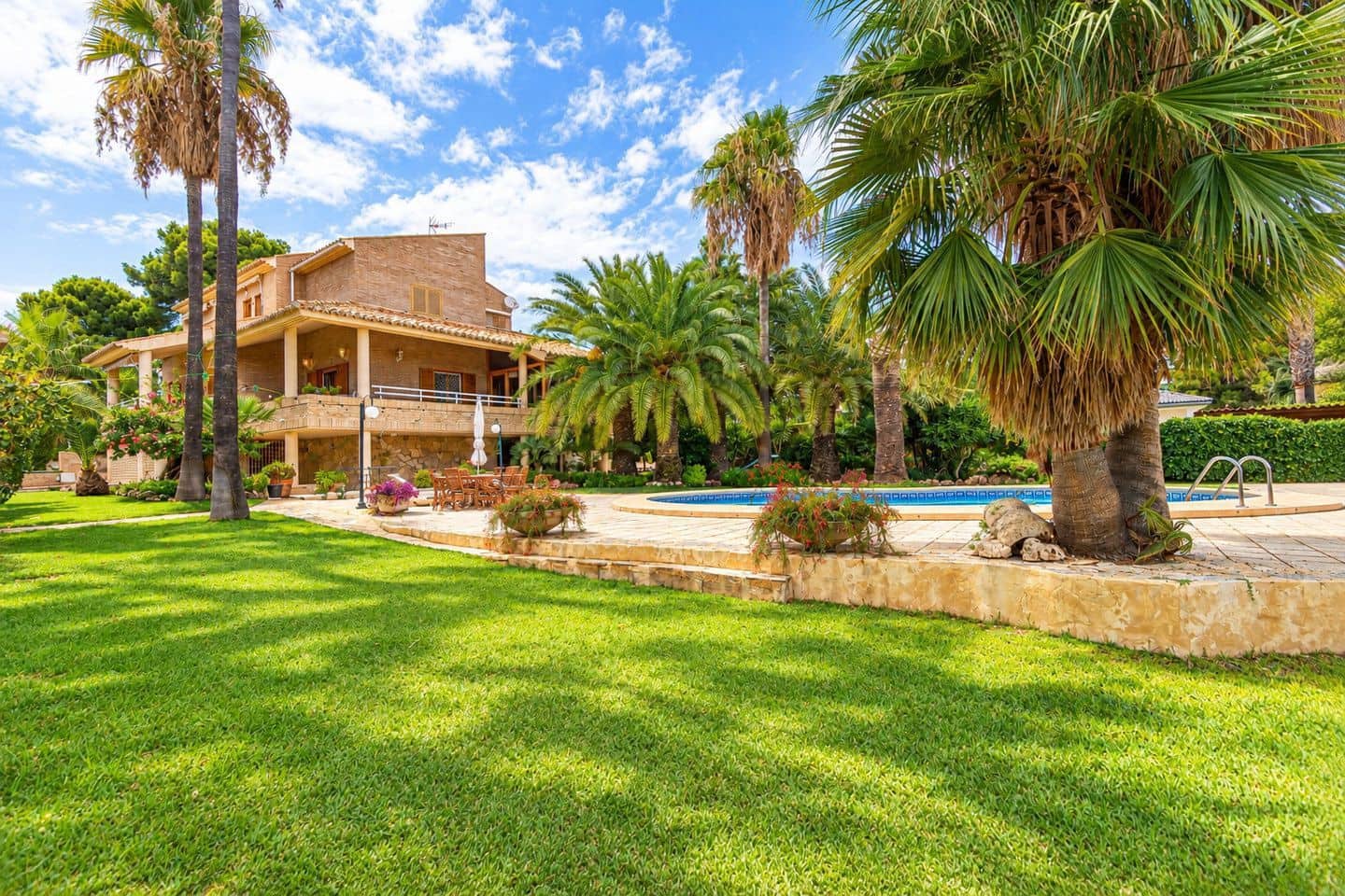 5 Zimmer Villa zu verkaufen in Benidorm mit Pool Garage - 1.480.000 € (Ref: 10157395)
