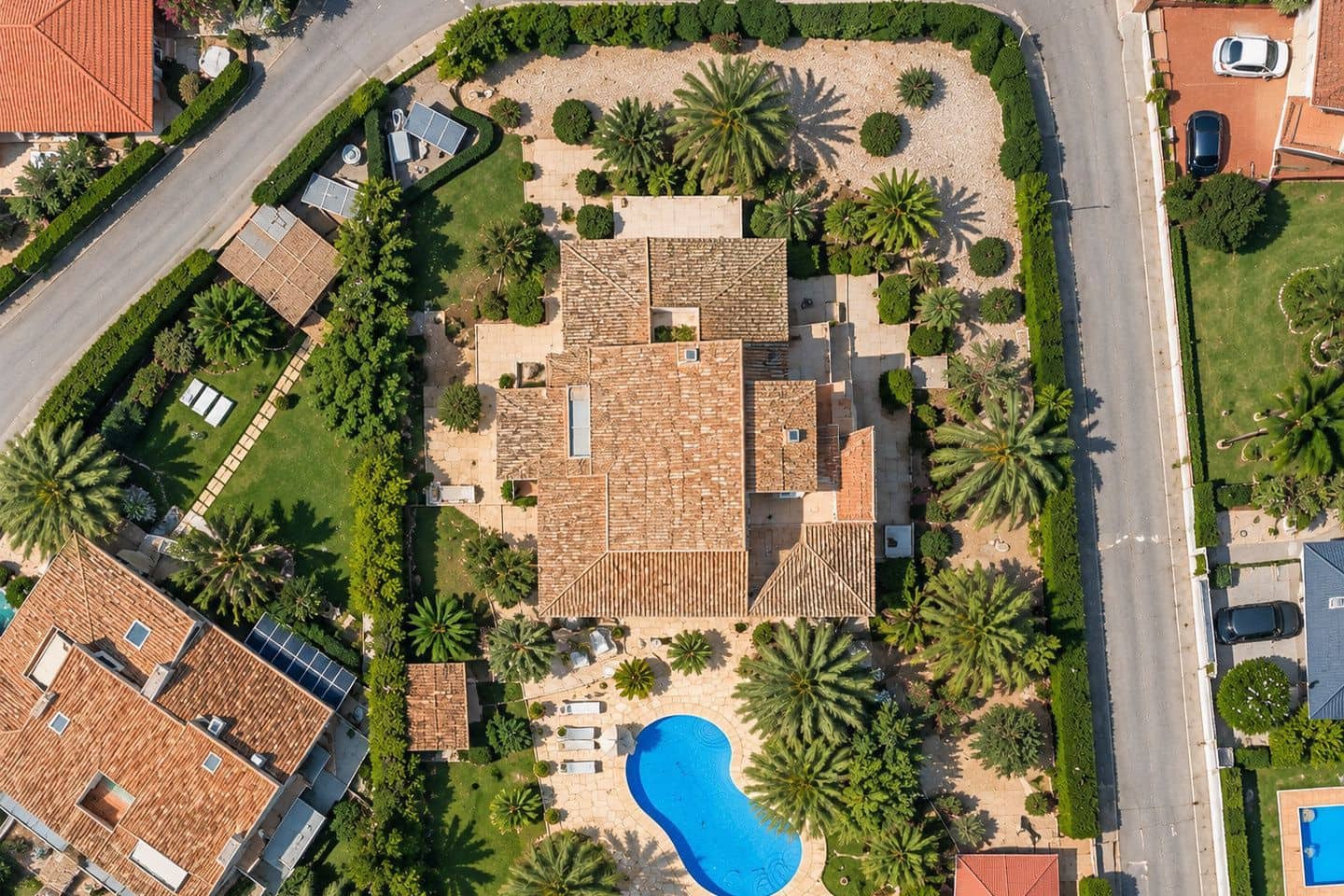 5 Zimmer Villa zu verkaufen in Benidorm mit Pool Garage - 1.480.000 € (Ref: 10157395)