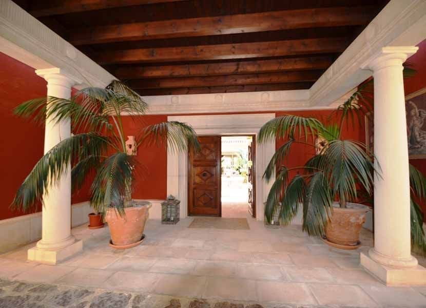 7 bedroom Villa for sale in Altea with pool garage - € 3,000,000 (Ref: 3317311)