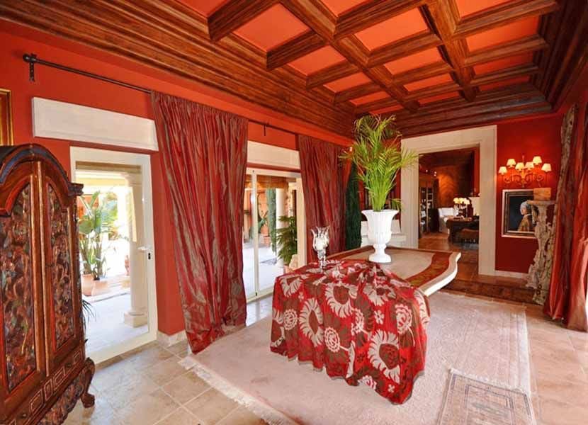 7 bedroom Villa for sale in Altea with pool garage - € 3,000,000 (Ref: 3317311)